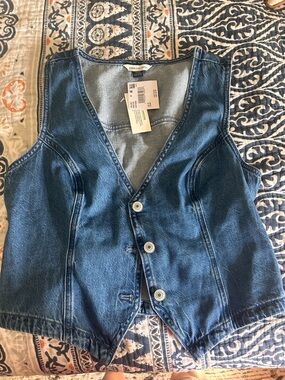 American Eagle Outfitters Light Blue Denim Jacket